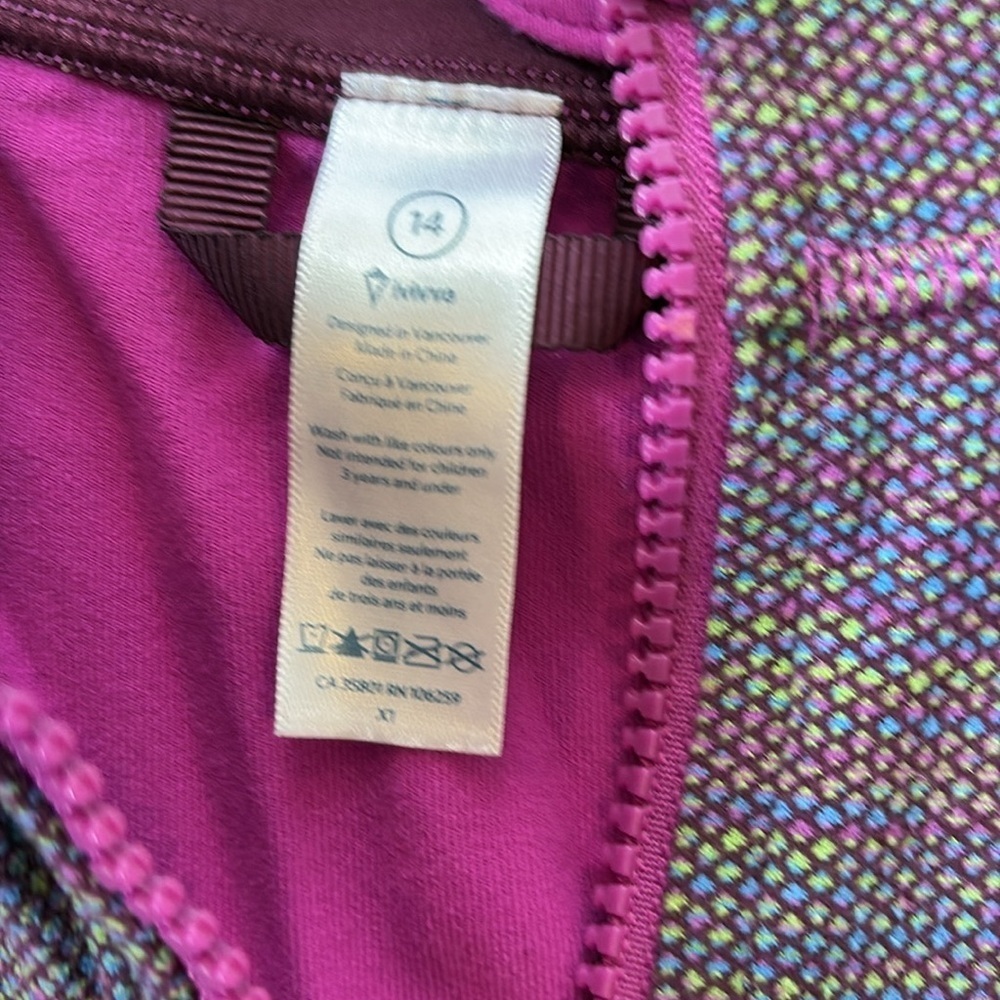 Teen girls Ivivva athletic jacket - Picture 2 of 5
